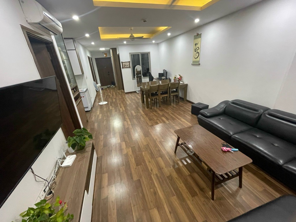Bán chung cư cao cấp KĐT Nam Thăng Long, ciputra, 92m2 - nhỉnh 4 tỷ.