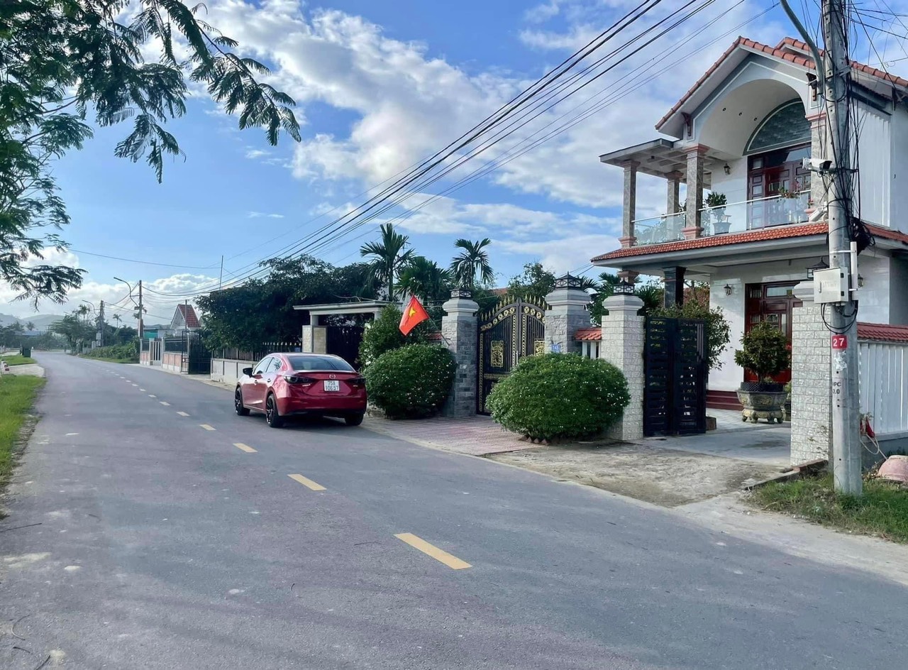 2,2x Tỷ. Bán Đất Mặt Tiền View Kênh Đường Cao Văn Khánh, Hương Trà