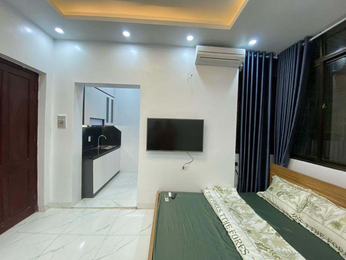 Bán căn hộ, tập thể Hàm Tử Quan, Hoàn Kiếm 30m, PN, PK, Bếp, ở luôn 1.35 tỷ. LH: 0366051369