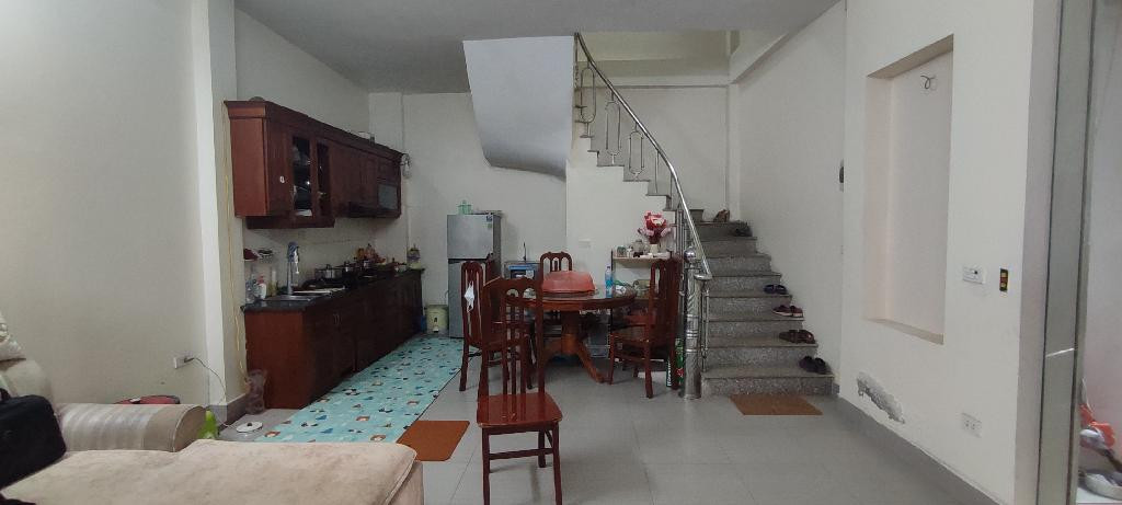 NHÀ ĐẸP - DÂN XÂY - GIÁ TỐT - KHÁCH XEM LÀ ƯNG