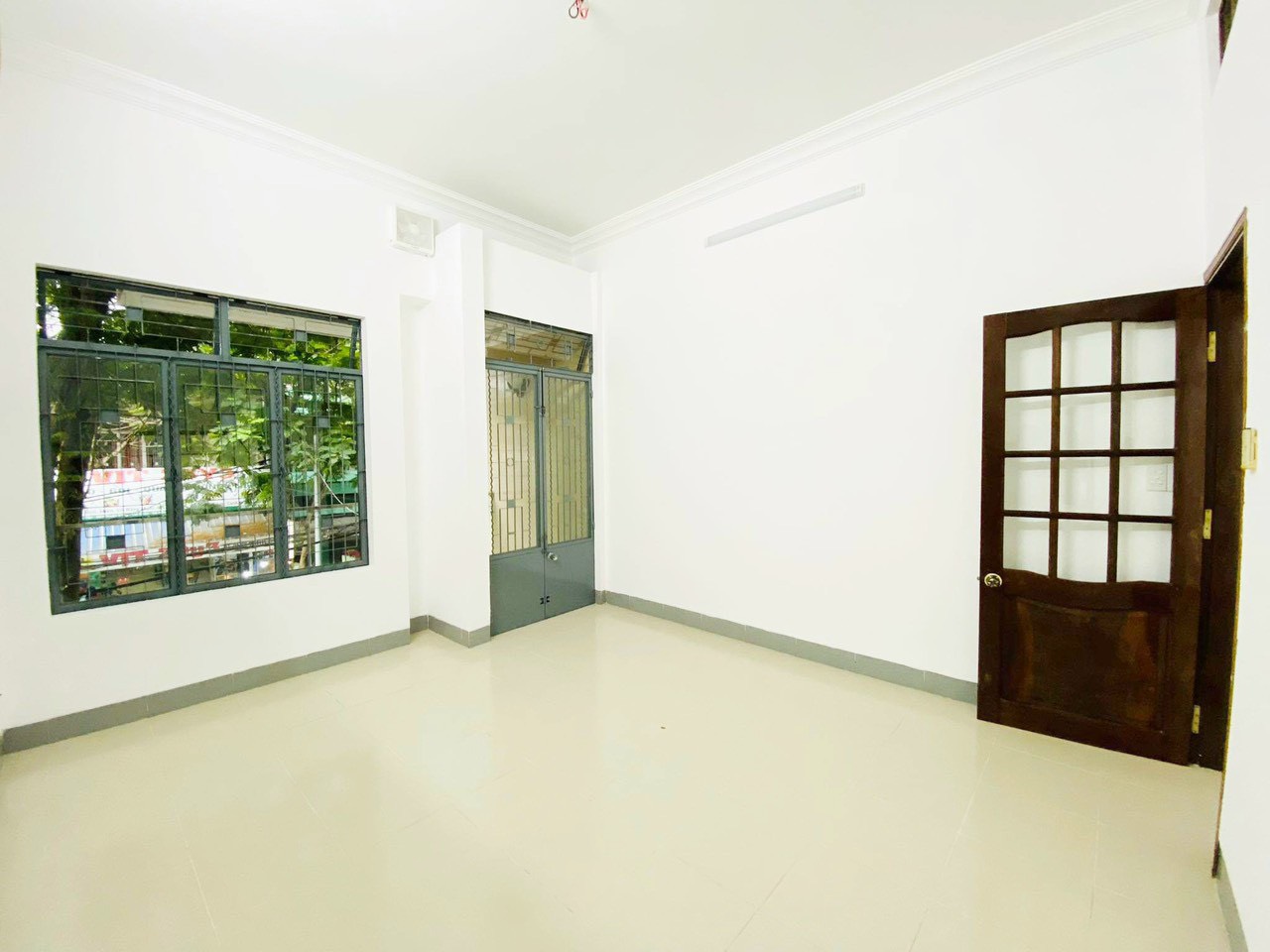 CHO THUÊ NHÀ 3 Tầng Hoàng Diệu 2 chiều