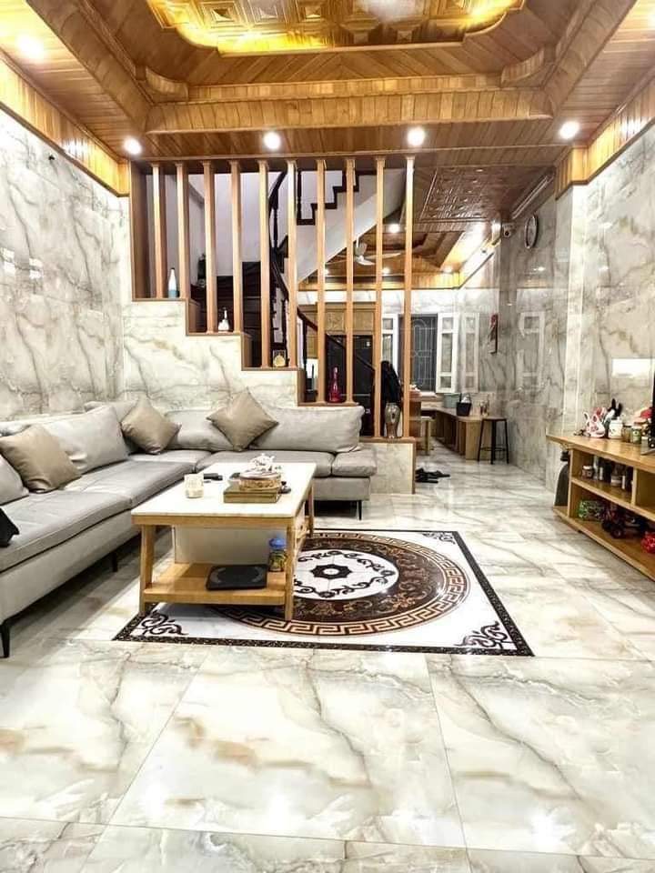 BÁN NHÀ PHỐ NGUYỄN CHÍ THANH - NHÀ MỚI CỰC ĐẸP, THÔNG SỐ VÀNG - 65M2X6T, MT 4,5M - 9 TỶ