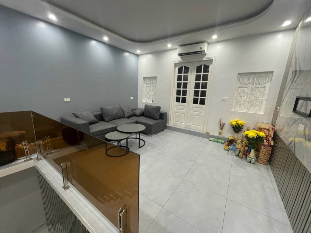 BÁN GẤP HỒNG MAI, Ô TÔ ĐỖ CỬA, KINH DOANH, 33M x 3T, NHỈNH 5 TỶ 0901753139