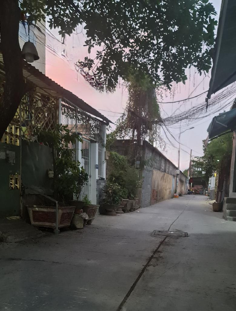 Bán Nhà Bùi Tư Toàn, Phường An Lạc, Quận Bình Tân.DT 58m2 x 3 tầng (4 x 15). Giá 4.8 tỷ TL.