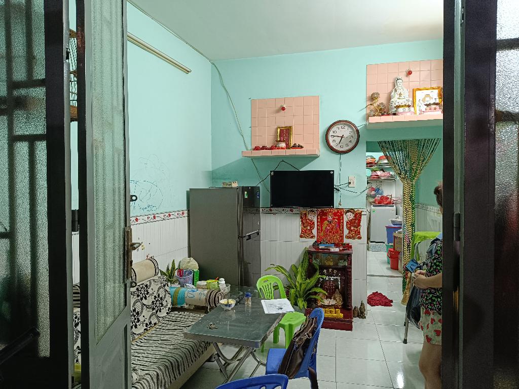 Bán Nhà Hậu Giang, Phường 11, Quận 6.DT 21m2 x 2 tầng (3.4 x 6). Giá 2.6 tỷ TL.