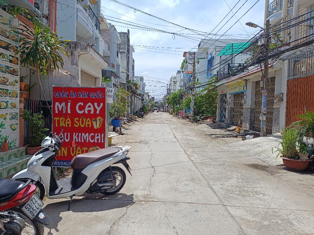 Bán Nhà An Dương Vương, Phường An Lạc , Quận Bình Tân.DT 68m2 x 4 tầng (4 x 17).Giá 7.85 tỷ TL.