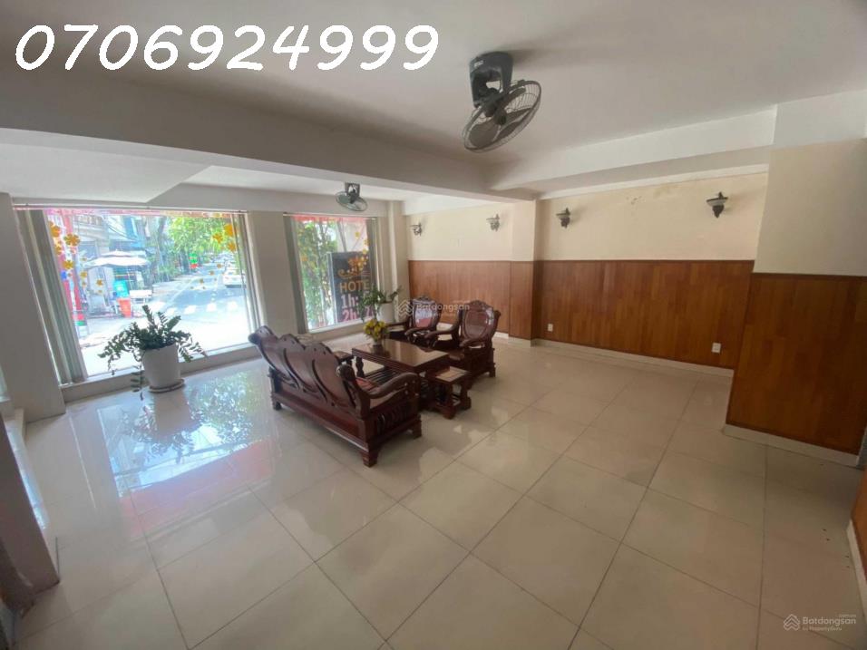 Khách sạn Nam Phương Hoàng Hậu, Góc đường Số 7 và đường số 4 KDC Trung Sơn, giá 83.4 tỷ