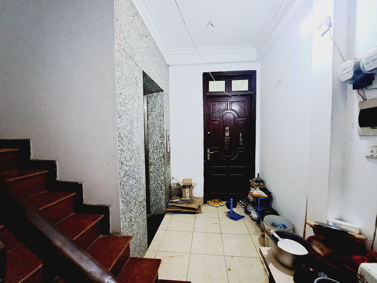 Bán Nhà Mặt Phố Nguyễn Xiển. Thanh Xuân. Ô Tô. Vỉa Hè. Thang Máy. DT 60m2. Giá 19,98 Tỷ.