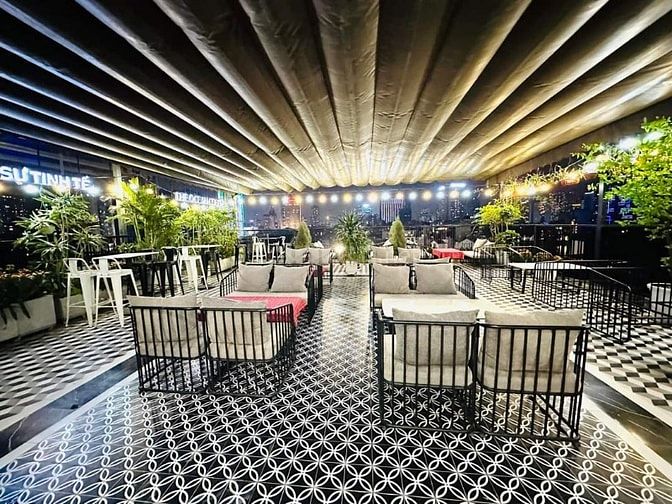 90m2