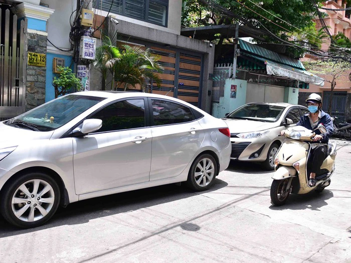 5.5 tỷ-52m2 x 5T-Tân Mai, Hoàng Mai-nhà mới-ở luôn-ô tô đỗ cửa-cực thoáng sáng