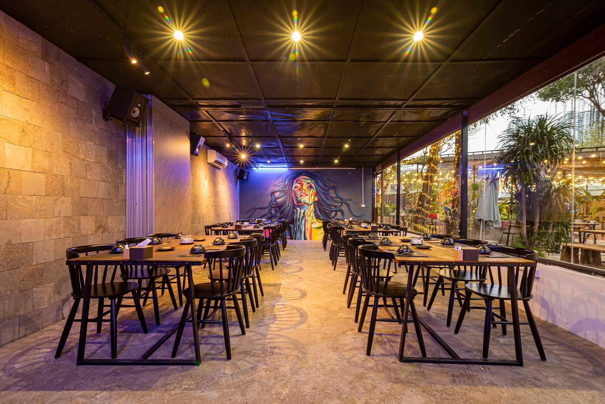 Sang nhượng nhà hàng KĐT văn quán 2000m2 300 bàn 75 triệu/tháng