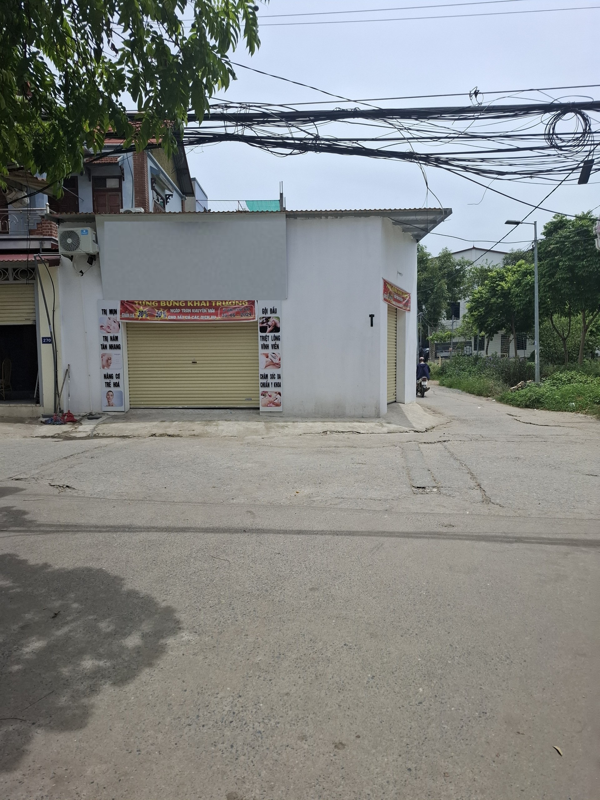 Bán nhà C4 Sáp Mai, Võng La 42m, oto tránh thông, Lô góc, kinh doanh giá chỉ 3 tỷ TL. LH: 0936123469