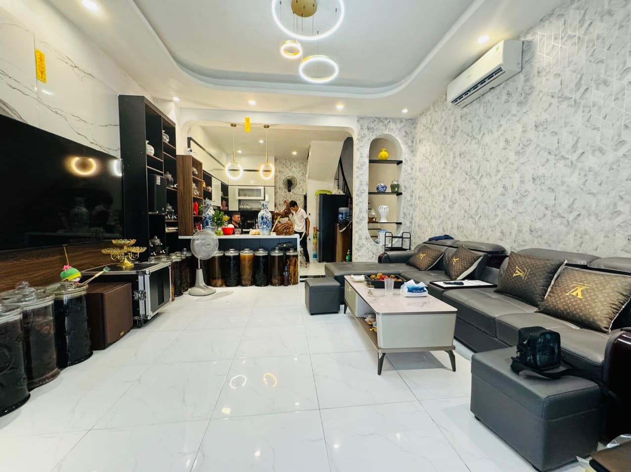 HOT HOT Hoa Hậu Bùi Xương Trạch 52m2 4T MT 5m 8.5 tỷ Thanh Xuân.