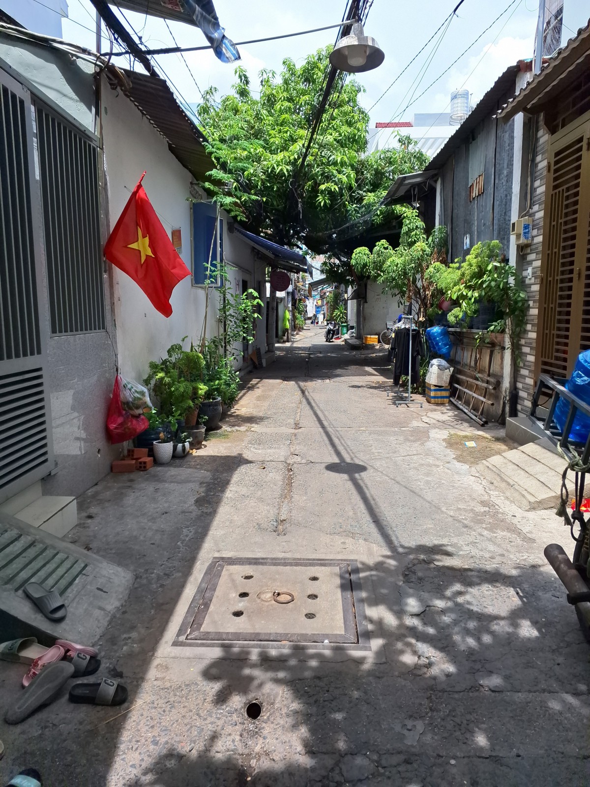 47m2 NGAY CHỢ TÂN HƯƠNG - NGANG GẦN 6M - ĐƯỜNG 4M - CHỈ HƠN 80 tr/m2