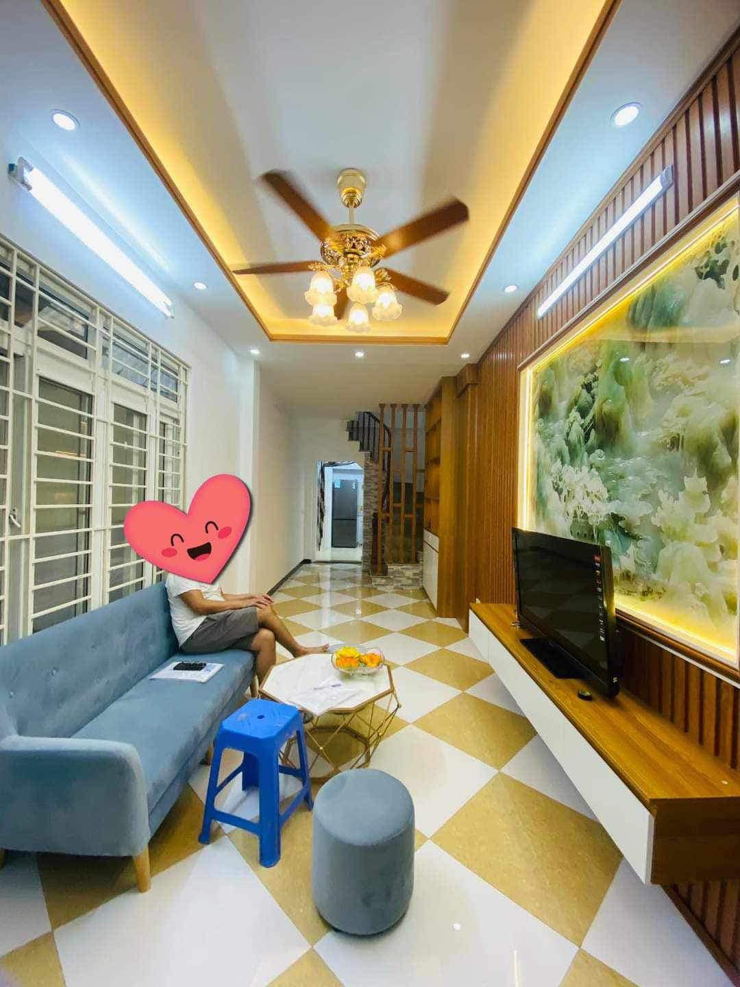 Bán nhà phố Trương Định, Hoàng Mai 39m, 5 tầng. Giá: 4.75 tỷ