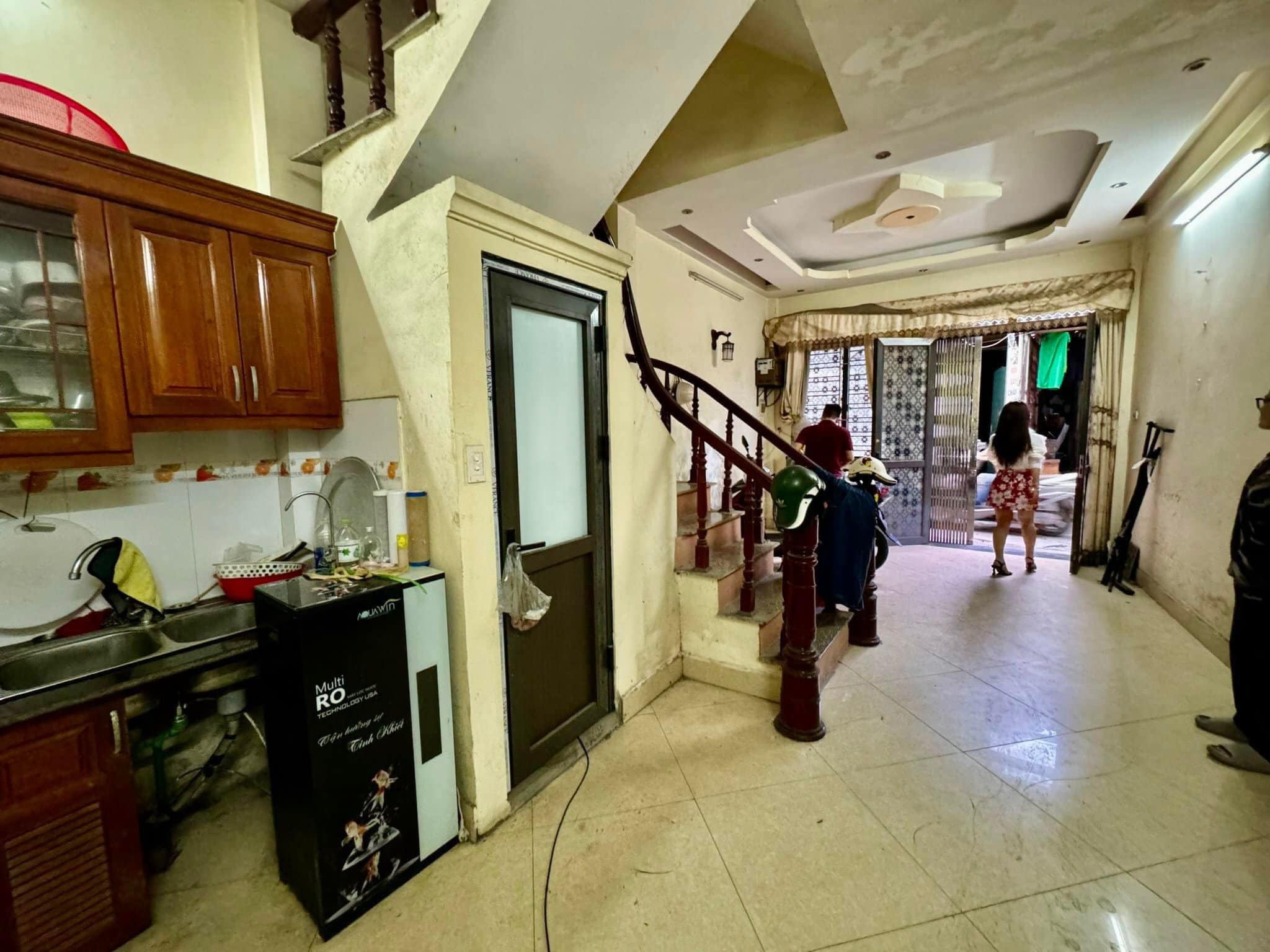 Bán nhà phố Kim Ngưu, Hai Bà Trưng, 33m, 5 tầng. Giá: 6.4 tỷ