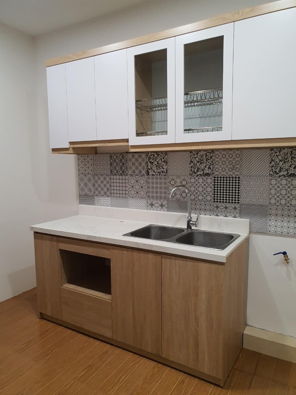 BÁN NHÀ: TẬP THỂ 16B Ngô Thất Tố 45/80 M T4 3.75 Tỷ Đống Đa