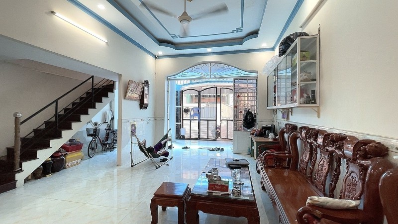 Bán nhà chủ ngộp bank 6 tỷ Tân Kỳ Tân Quý, Tân Phú, Hẻm nhựa oto 6m ( ngang khủng 6.1m x 19m) 116m2, giá chỉ 10.3 tỷ