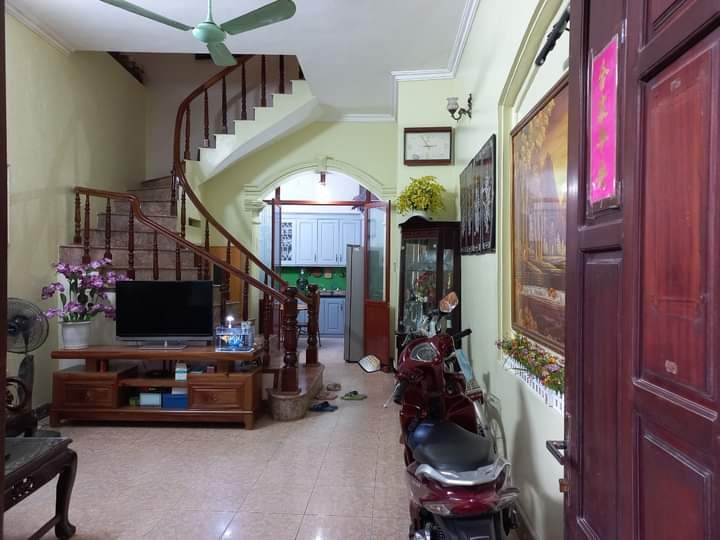 Mua bán nhà riêng, nguyên căn tại Đường Lạc Long Quân, Quận Cầu Giấy