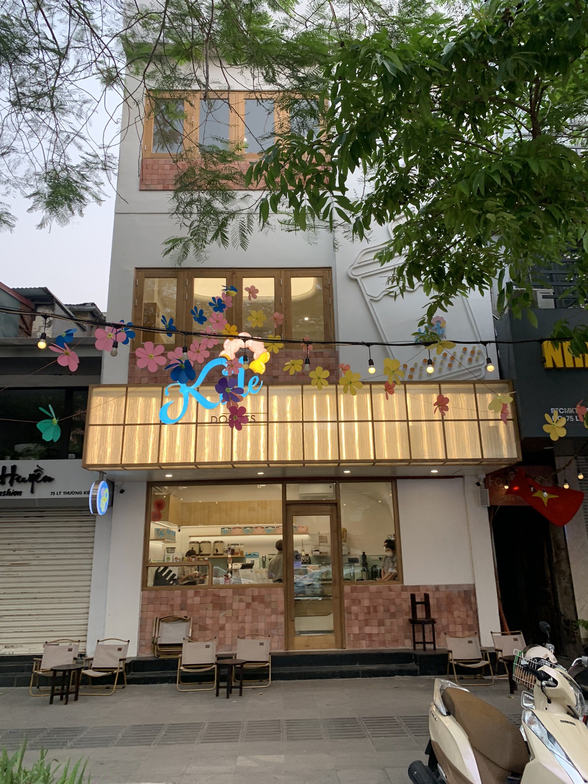 Cần bán căn 6 tầng 21.3 tỷ 50m2 mặt phố Trường Chinh. Liên hệ ngay: 0975.997.166