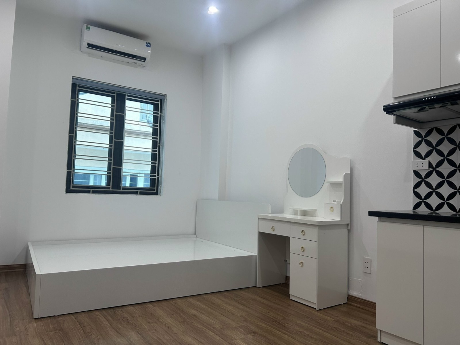 CỰC HIẾM HÓT CHÍNH CHỦ CẦN BÁN TÒA NHÀ CCMN PHỐ ĐẠI LINH NAM TỪ LIÊM 50m2x 5 T NHỈNH 7 TỶ ÔTÔ KD