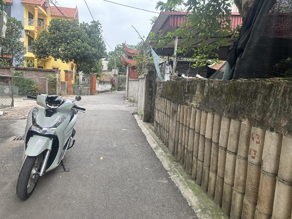 Bán đất Cổ Bi, Gia Lâm.75m, giá 3,9 tỷ. Ô tô tải vào đất.