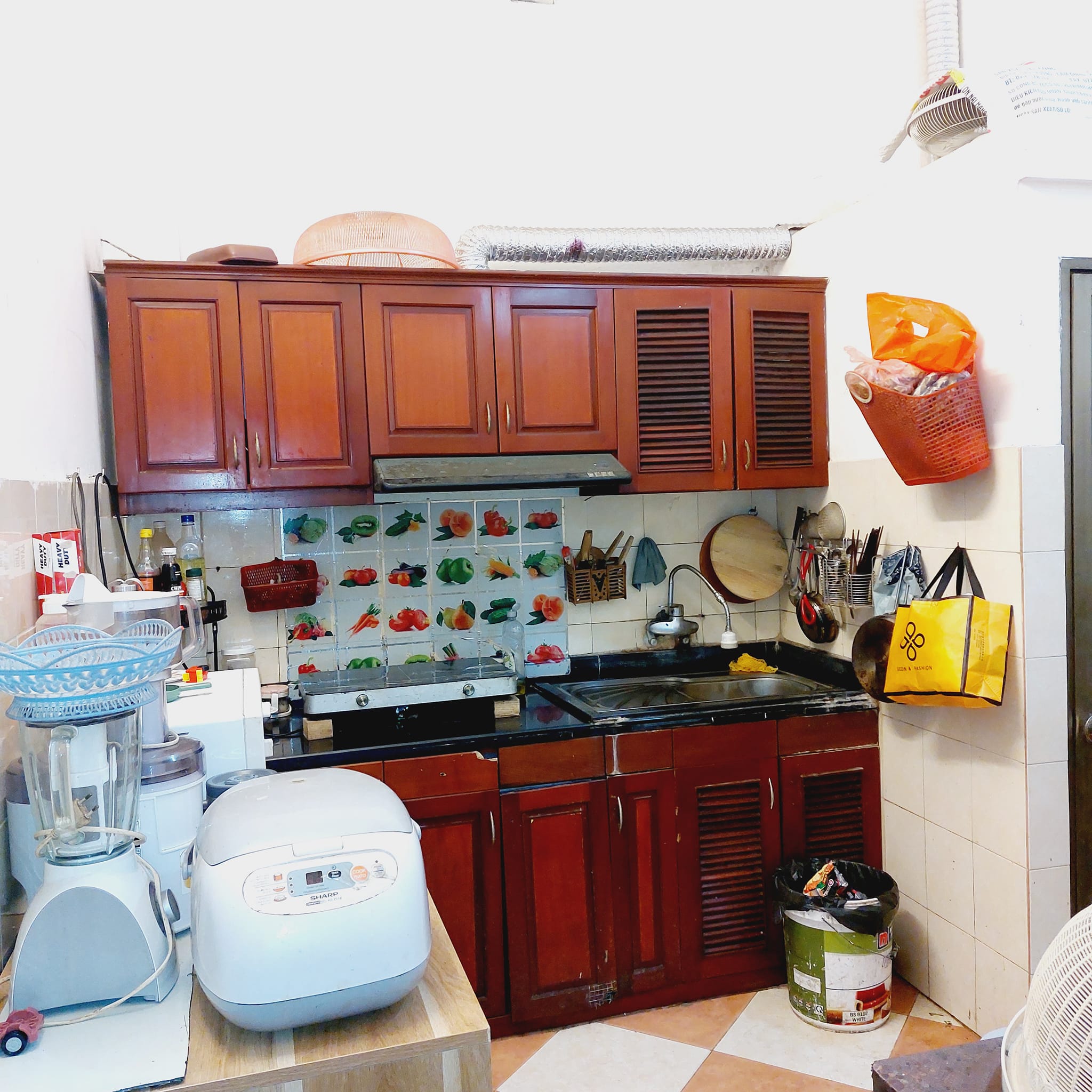 Chia tài sản. Gia đình tôi cần bán mảnh đất Phố Thanh Nhàn Quận Hai Bà Trưng 10m ra ngõ thông kd