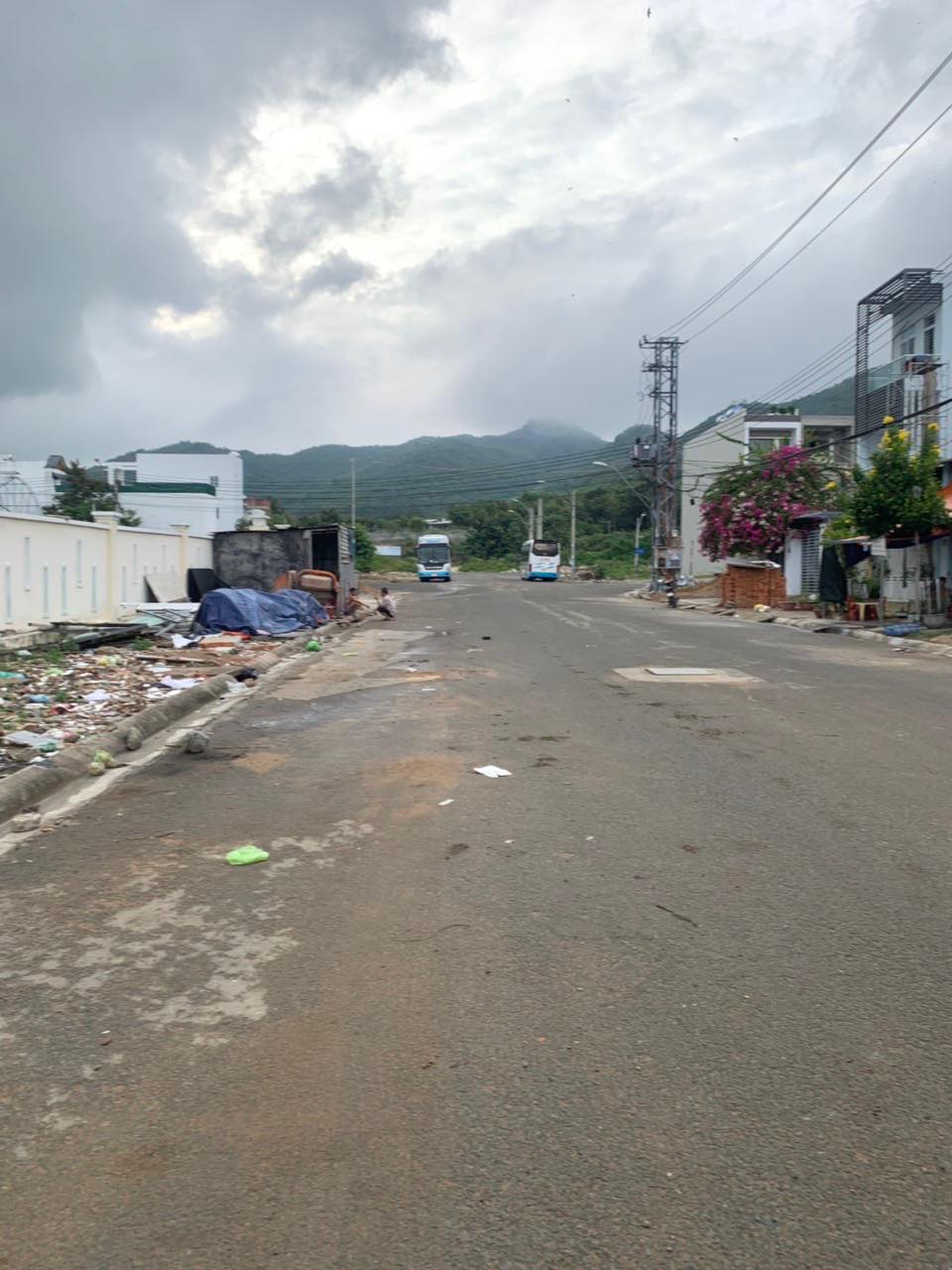 Bán đất mặt tiền Trần Khát Trân, p. Vĩnh Hòa, Nha Trang. Diện tích 92m2 giá chỉ 4.15 tỷ