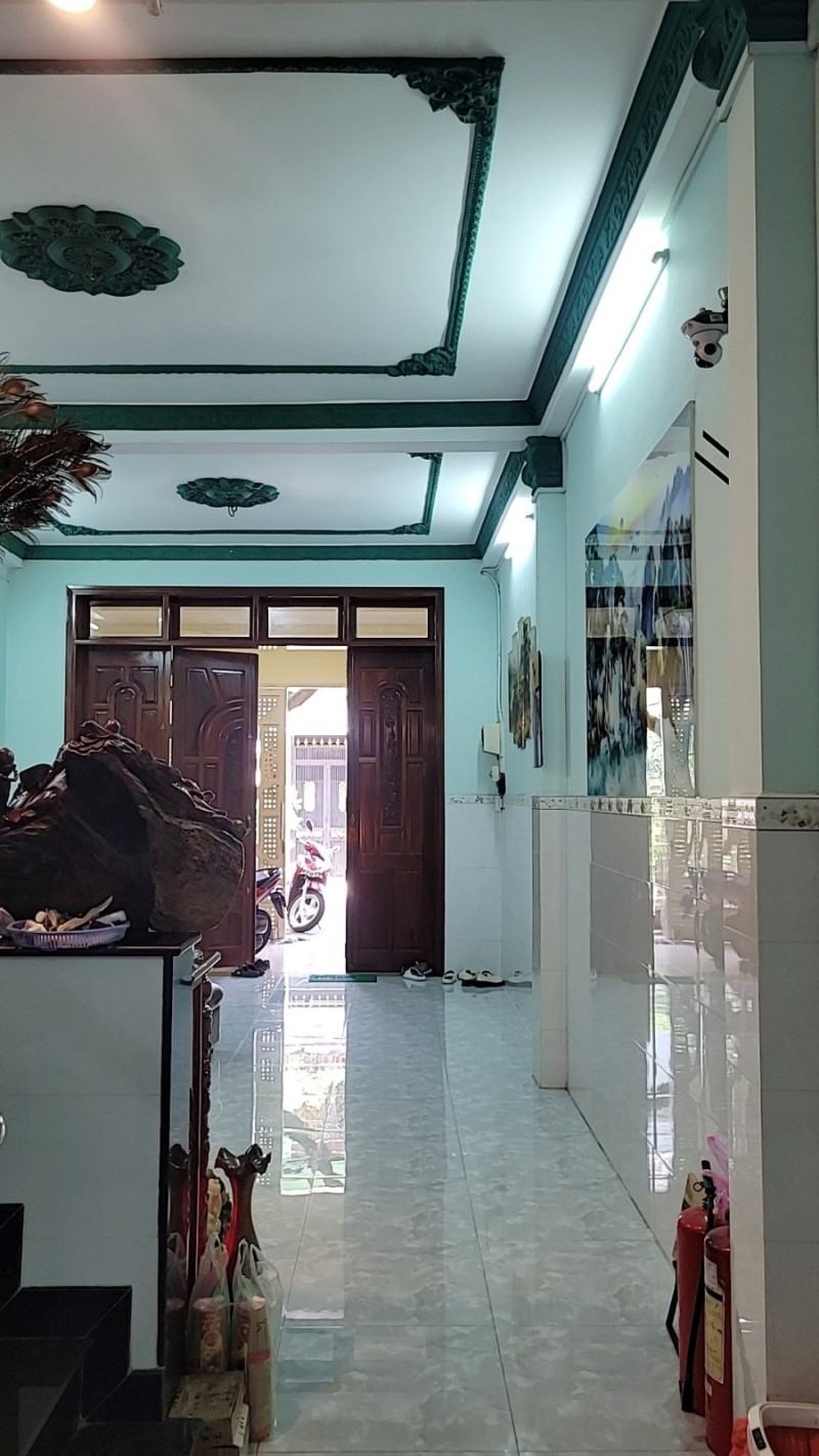 Bán nhà Hòa Bình, Tân Phú, 4,3m x 20.2m, hẻm nhựa 8m, 87m2, 3 tầng, giá 8.3 tỷ