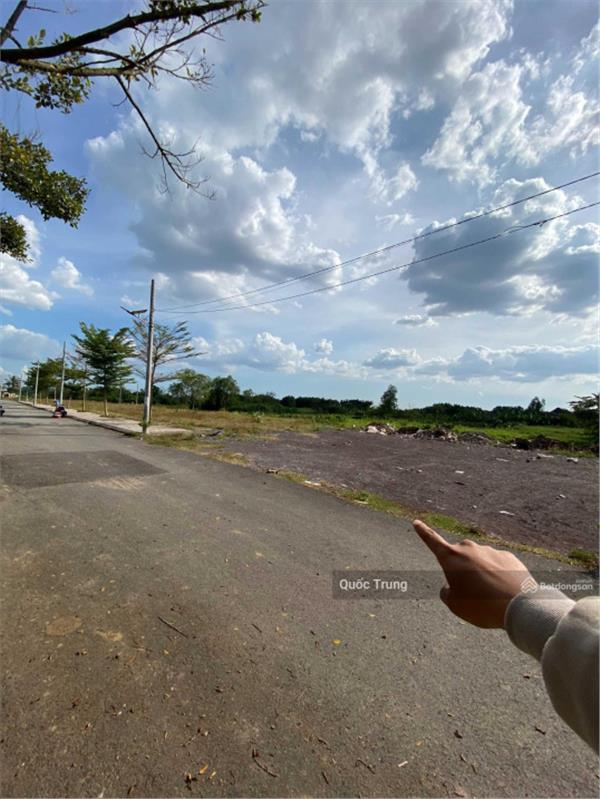 Diện tích 5*26m sổ riêng trao tay full thổ cư sát khu du lịch Sơn Tiên Đồng Nai giá chỉ 11.5tr/m2