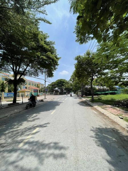 Đất Trống Gần Bế Xe An Sương, Trục Phan Văn Hớn, Bà Điểm, Hóc Môn, Cần Bán