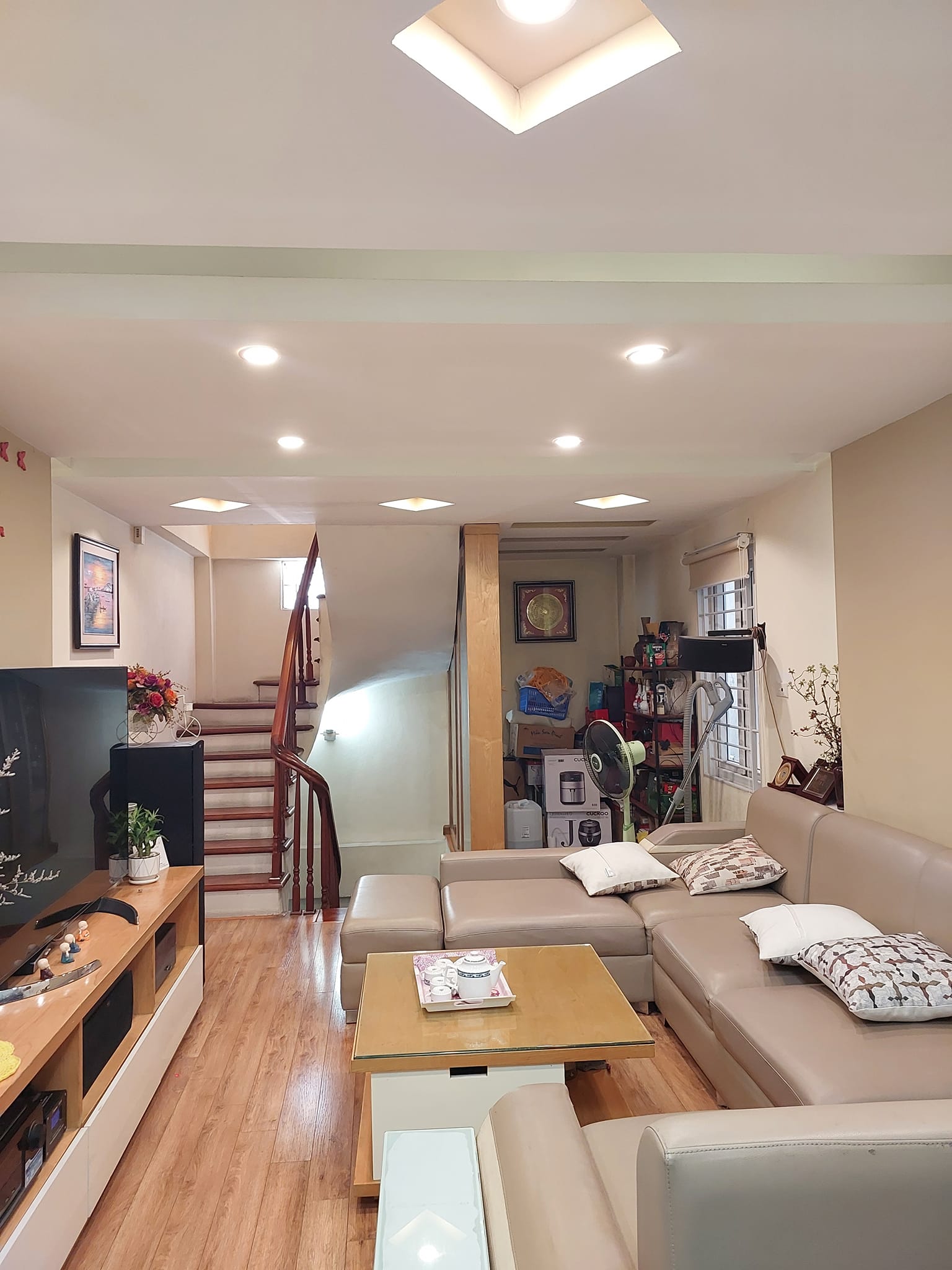 SÁT MẶT PHỐ - NGÕ NÔNG – LÔ GÓC – NGUYỄN CÔNG TRỨ - HAI BÀ TRƯNG