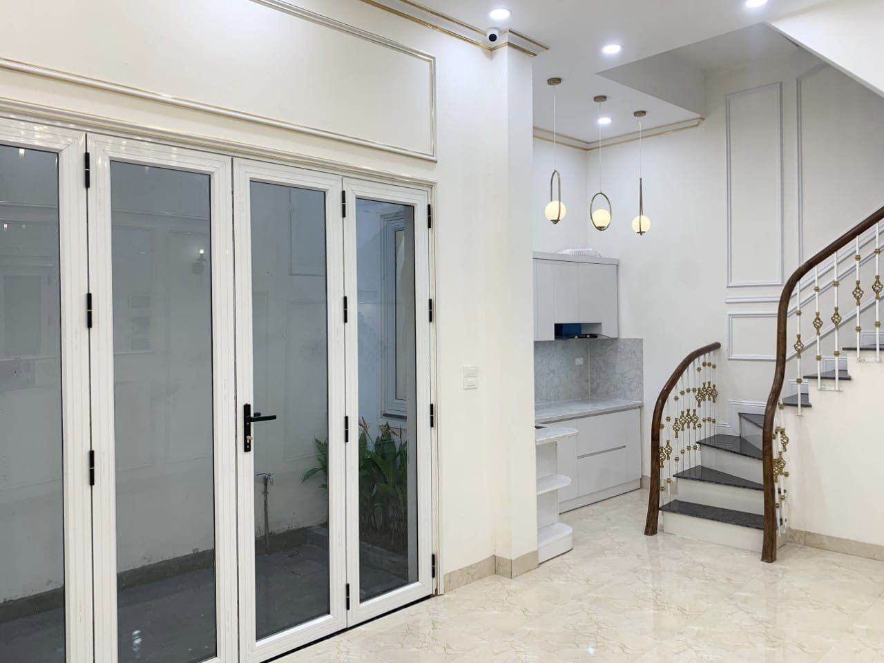 BÁN NHÀ MẶT NGÕ 56 NGUYỄN ĐÌNH CHIỂU, QUẬN HAI BÀ TRƯNG, DIỆN TÍCH 41M, MẶT TIỀN 4,3M, 5 TẦNG, GIÁ CHỈ 8 TỶ.