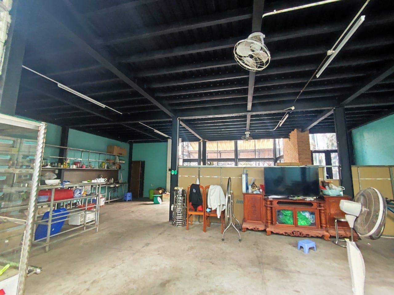 Bán ngôi nhà HXT Nguyễn Văn Qúa 180m2, Ngang 7m. Q.12. Gía Nhỉnh 8 Tỷ