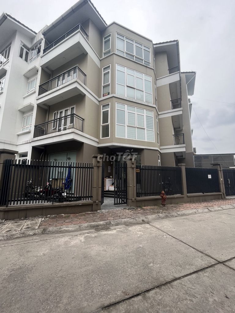 Cho thuê sàn văn phòng tầng 1, tầng 2 tại Lĩnh Nam, Hoàng Mai