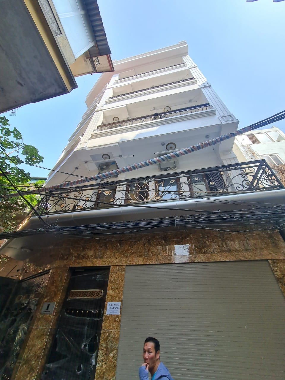 (MÁY IN TIỀN) Bán nhà ngõ 100 Yên Lãng 80mx7T thang máy 24PN 120 tr/1 tháng gần oto 30m ra phố hơn 10 ty