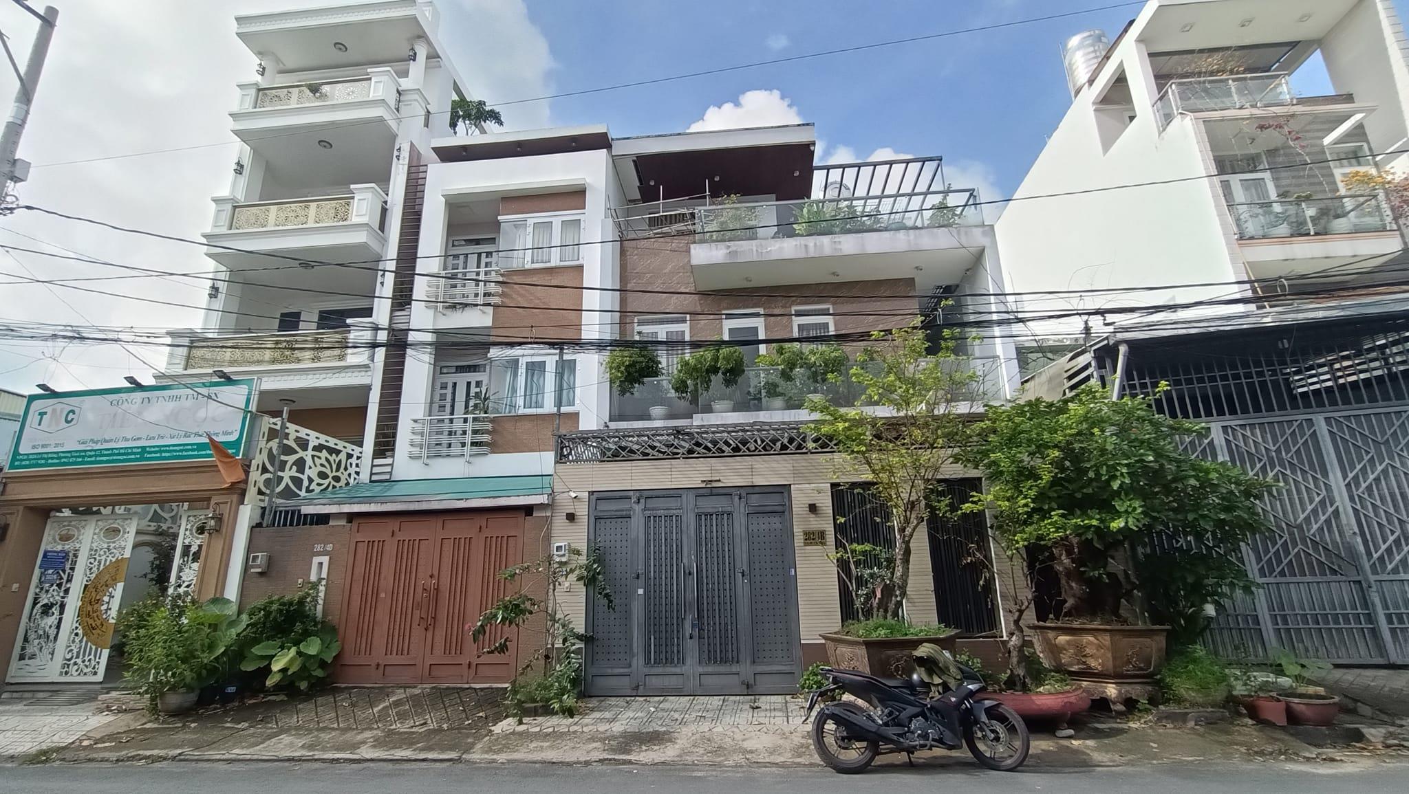 BÁN căn biệt thự MINI trước mặt trung tâm VIP dân ở AN SƯƠNG, 3 TẦNG, NGANG 7M. Q12