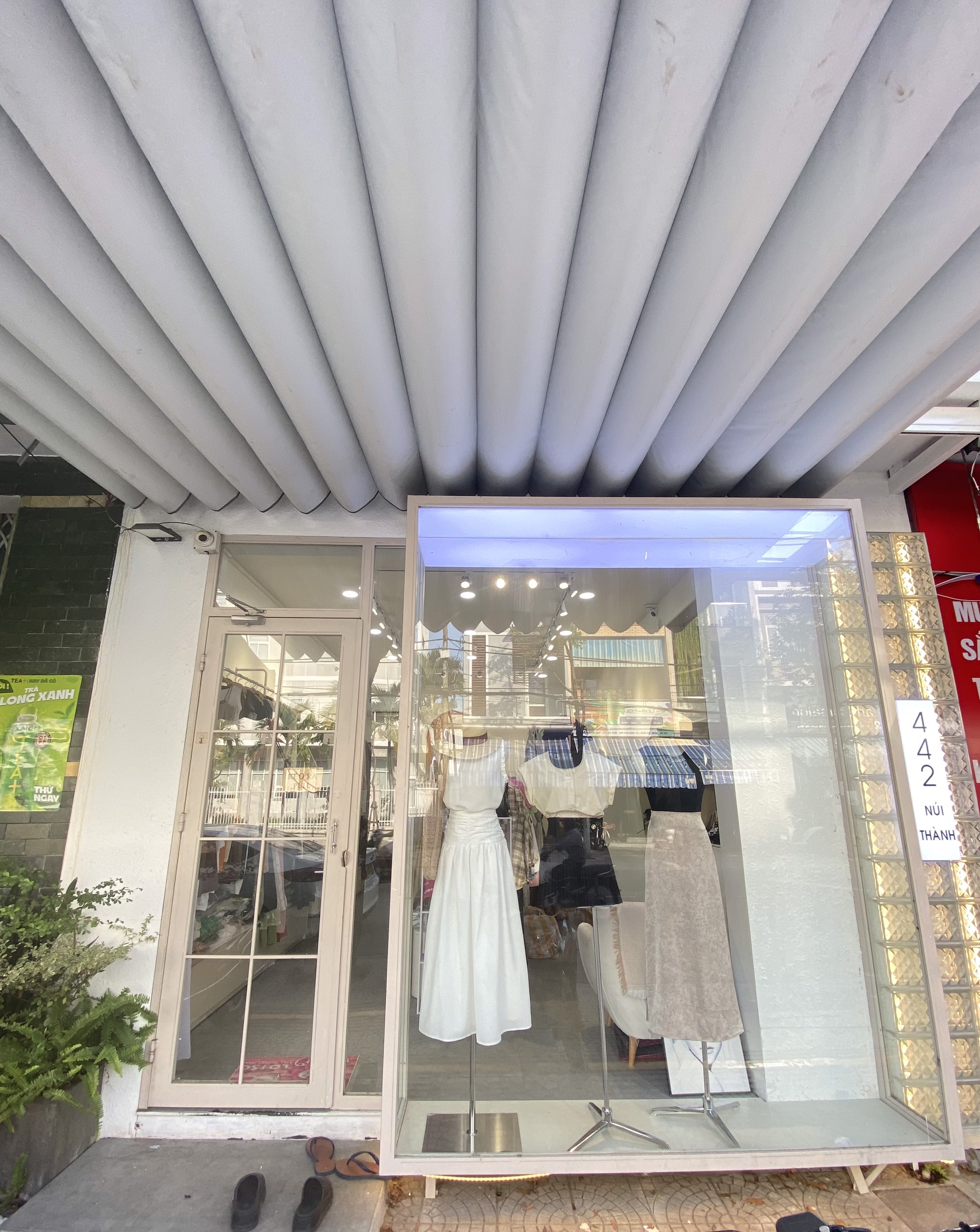 CẦN SANG NHƯỢNG SHOP QUẦN ÁO NỮ TẠI 442 NÚI THÀNH, HÒA CƯỜNG BẮC, HẢI CHÂU
