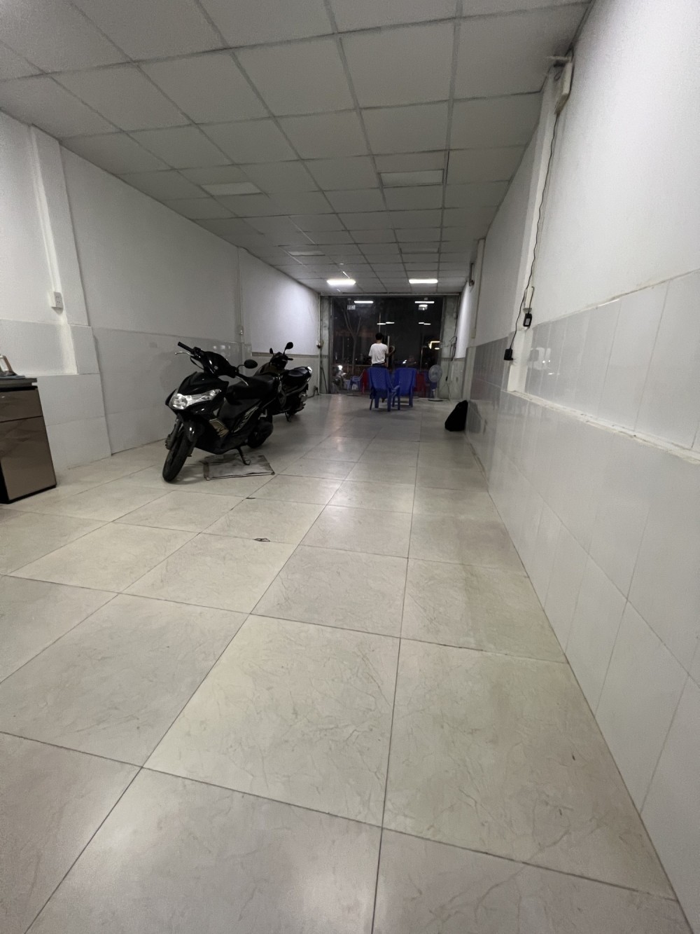 Bán nhà mặt tiền kinh doanh sầm uất Kinh Dương Vương, An LẠc, Bình Tân, dt 4m x 19m, Chỉ 14.3 Tỷ