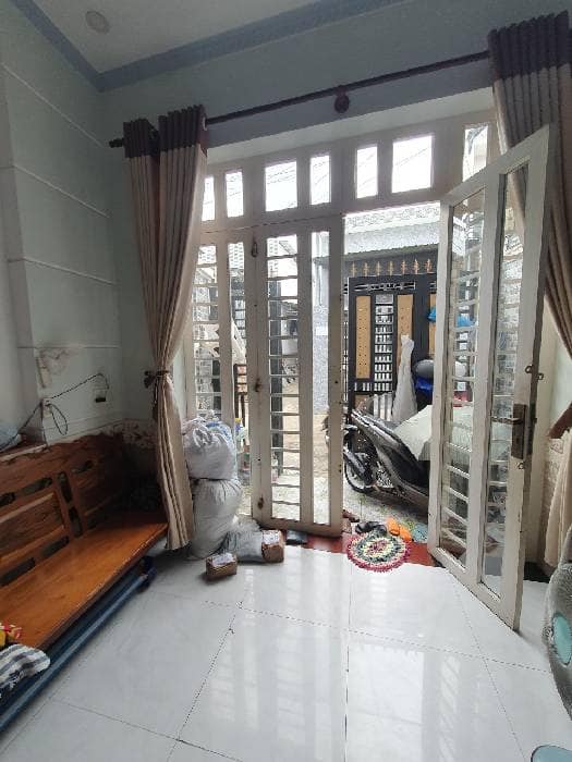 Cơ Hội Sở Hữu Nhà 2 Tầng 54m2 Tại cầu vượt linh xuân, Thủ Đức - Giá 3.x Tỷ"