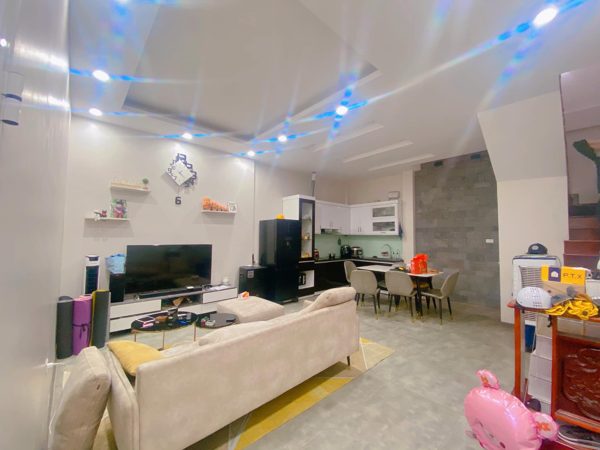 Mới kính koong, Thông, Nở hậu bán nhà Quan Thổ-0946383428