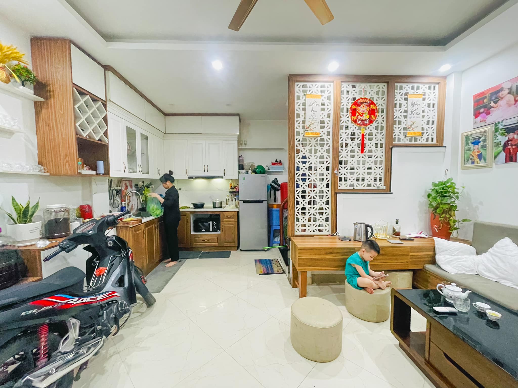 Cách phố 25m, Ngõ 2.3m, Dân xây ở luôn bán nhà Trường Chinh-0946383428