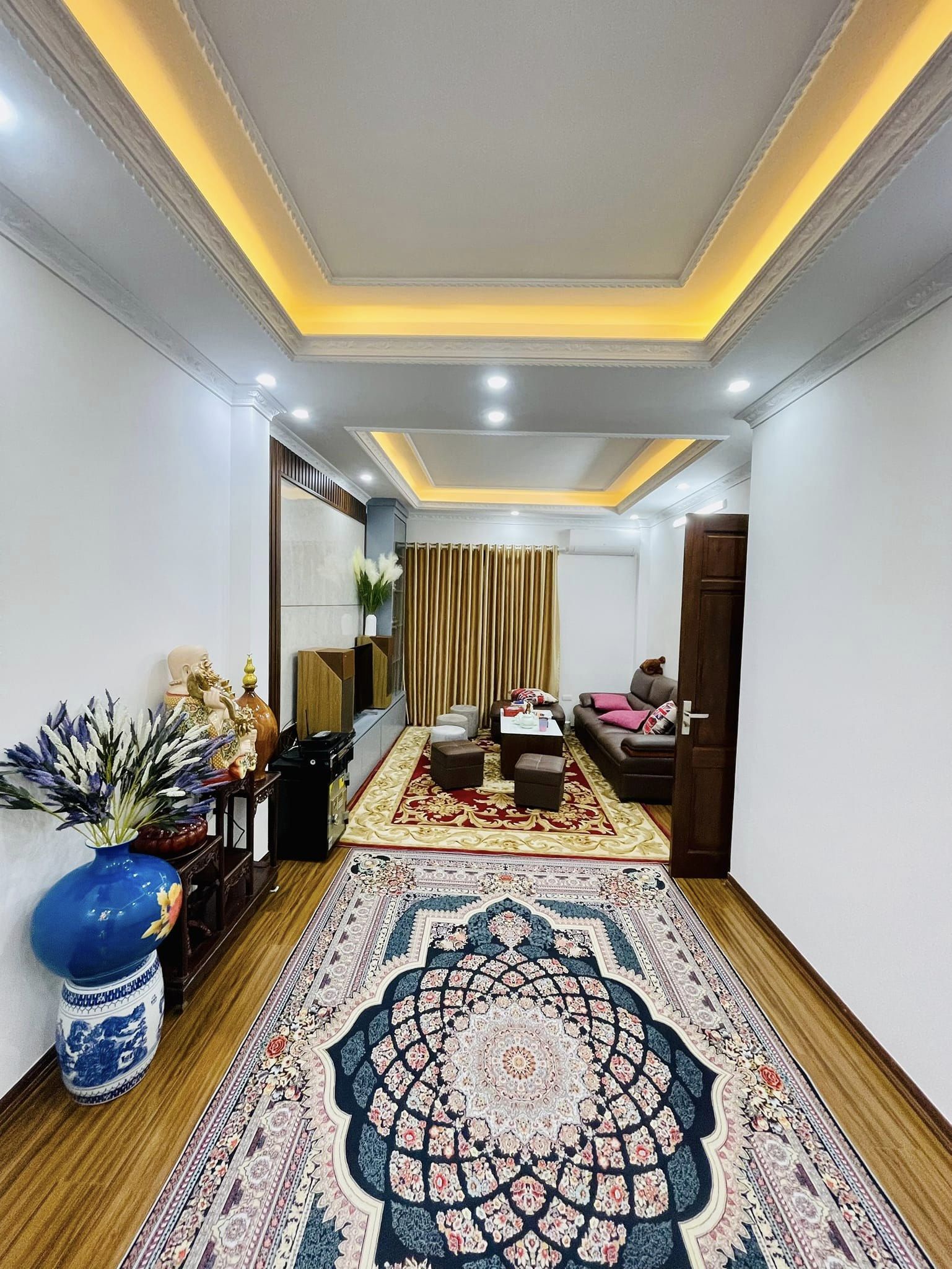 Dân xây 2017, Ngõ ba gác, Thông bán nhà Tôn Thất Tùng-0946383428