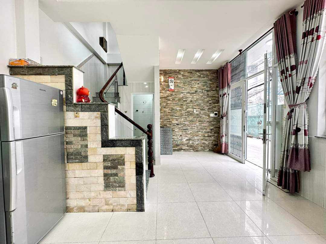 Bán nhà xuất cảnh-4tầng-Dt 68m2-MT 10m-vũ Hữu-Gần Biển-p.Vĩnh Hoà-TP Nha Trang-chi 4t4