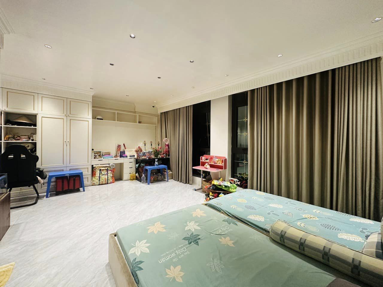 Nhà Mới Đẹp MP Nguyễn Trường Tộ 8 Tầng Hầm 70M2 Thông Sàn 57 Tỷ