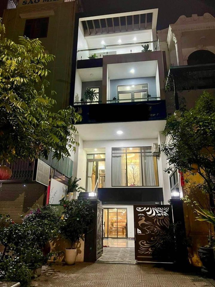 bán nhà 4 tầng mặt đường đôi KĐT Tân Việt Bắc, Mạo Khê, Đông Triều, Quảng Ninh.