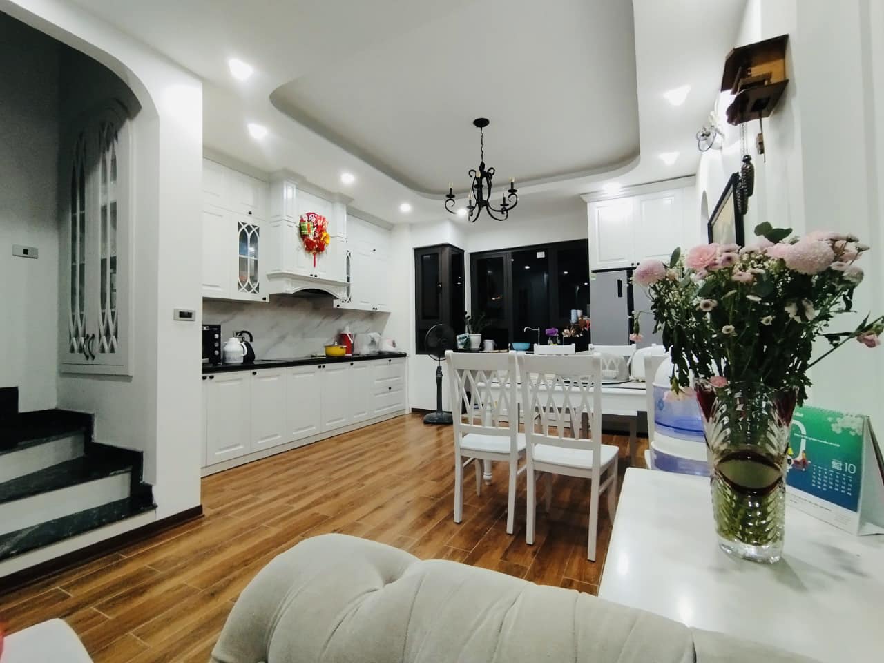 Phân lô, Dân trí, Ô TÔ 20m bán nhà Đặng Tiến Đông-0946383428