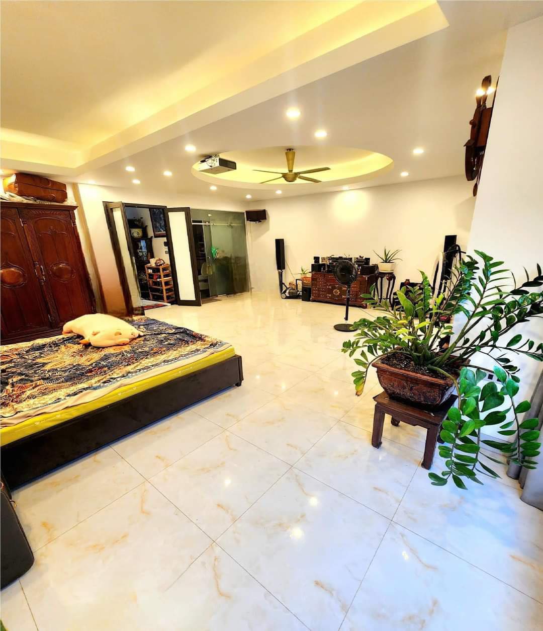 BÁN NHÀ LẠC LONG QUÂN CẦU GIẤY 43M2 x 4T MT 5.5M CHỈ 6,85 TỶ OTO CÁCH 2OM