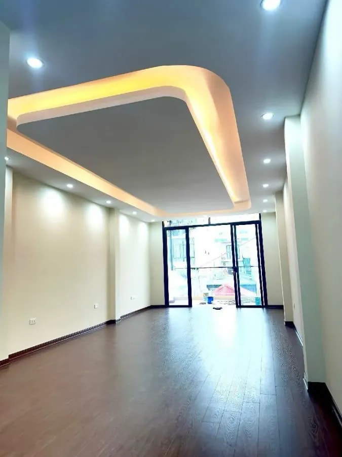 Nhà đẹp Chùa Láng- Đống Đa. Diện tích 62m2 x 7T, mặt tiền 4.0m. Giá 17.9 tỷ(TL)