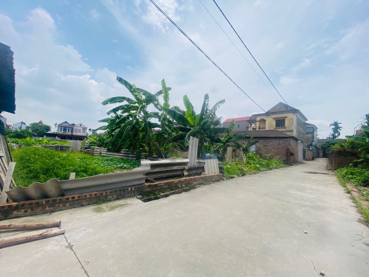 Bán nhanh 97,5m Đình Trung - Xuân Nộn-Đông Anh - HN